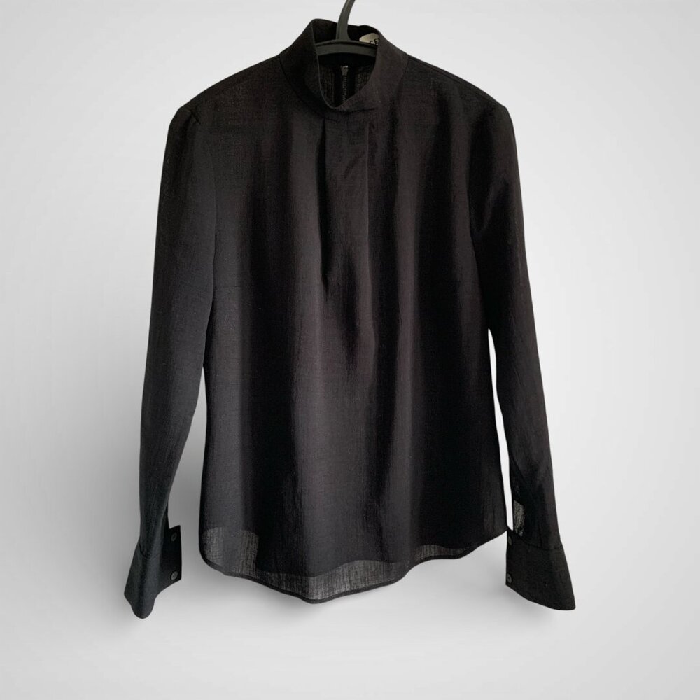 Cefinn black crepe mock neck top, Size 6